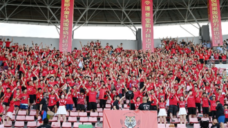 “你好辽宁”“谢谢延边” 延辽球迷赛场互致问候书写“一家亲”